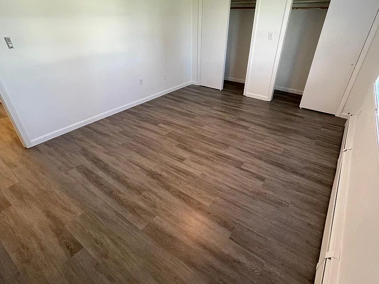 245 Cherry Ave — Photo 2