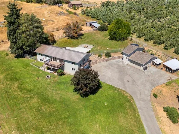 341 Pleasant Hills Dr, Yakima, WA 98908