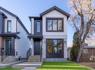 9540 148th St NW, Edmonton, AB T5N3E4