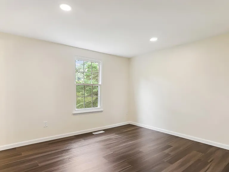 18257 Smoke House Ct — Photo 22
