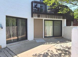 801 Stratford Dr APT 16, State College, PA 16801