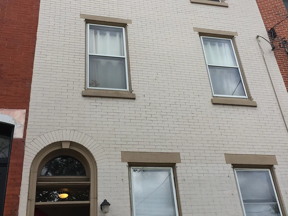 2214 Fairmount Ave #3