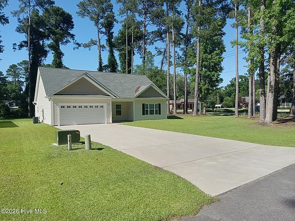 3rd image of 525 Vineland Drive