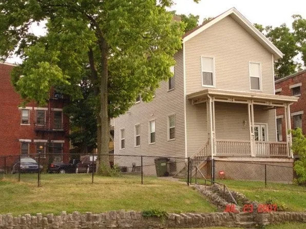 225 E University Ave, Cincinnati, OH