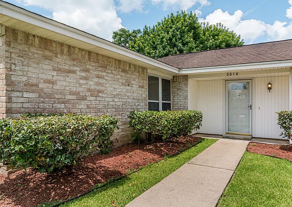 1st image of 3014 Heritage House Dr