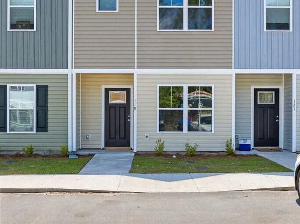 163 Buckhorn Avenue, Holly Ridge, NC 28445