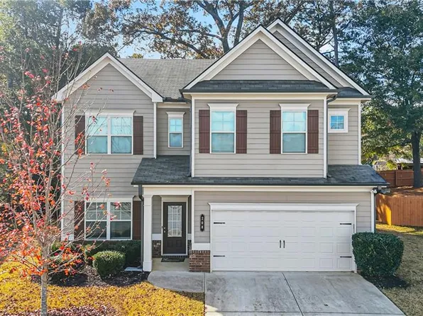 208 Evergreen Way, Loganville, GA 30052