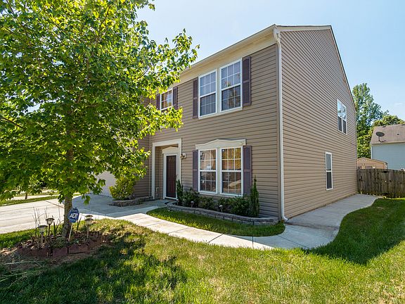 2nd image of 8608 Herons Pond Ct