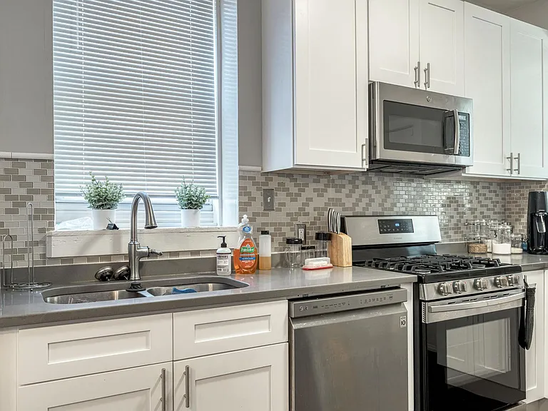 5915 McPherson Ave #1 — Photo 5