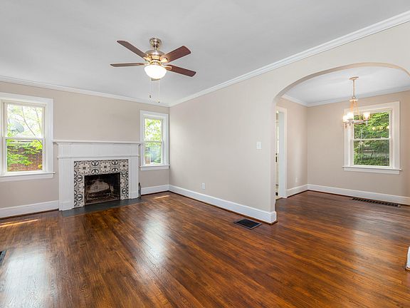 3rd image of 4310 Delray St NW