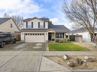 771 Spring Valley Dr, Medford, OR 97501