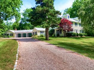 12 School House Rd, Mystic, CT 06355