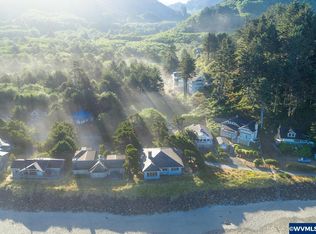 302 Nescove Dr, Neskowin, OR 97149