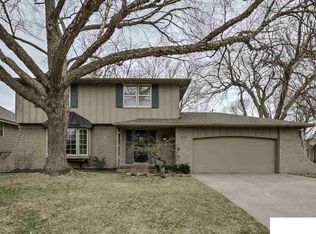 13511 Cedar St, Omaha, NE 68144