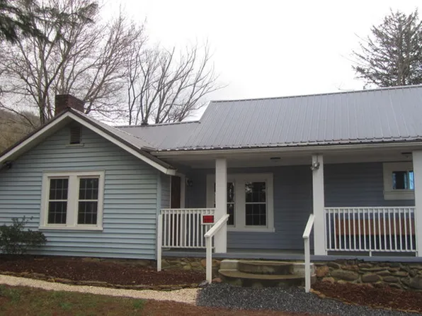 106 Martin Rd, Swannanoa, NC 28778