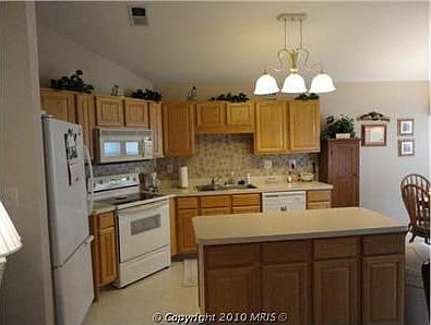 3rd image of 1409 Bonnett Pl #196