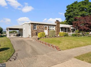 521 Overhill Rd, Conshohocken, PA 19428