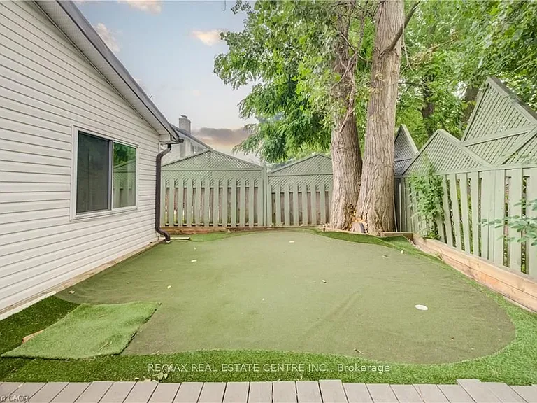 297 Country Hill Dr #C — Photo 13