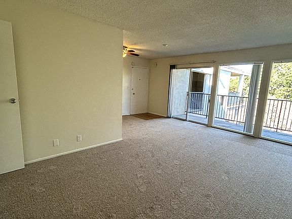 4th image of 1705 Carmel Dr APT 303