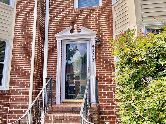 2nd image of 4317 Manchester Ln
