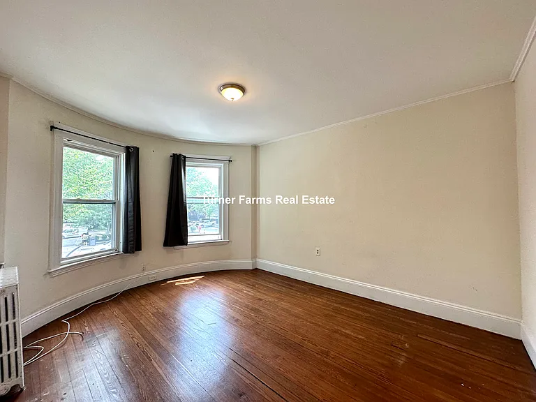 692 Columbia Rd #2A — Photo 8