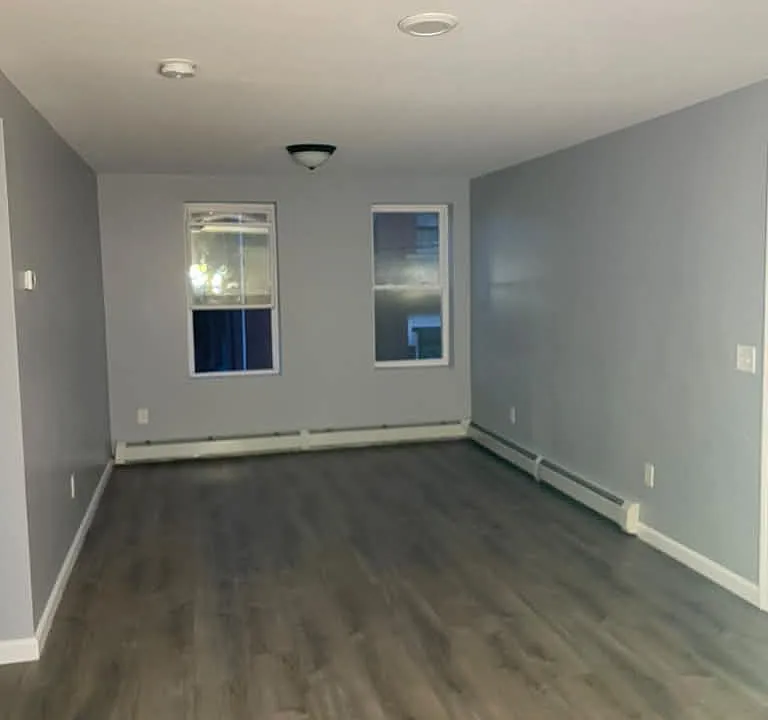 467 Potters Ave #2