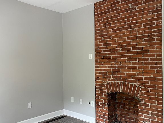 5th image of 218 Elms St #2