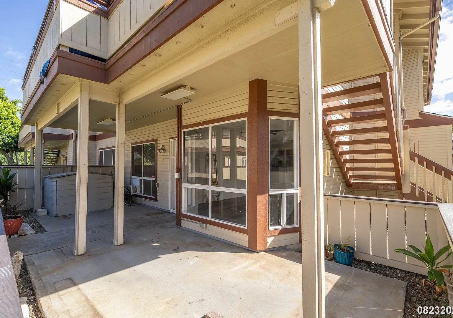 $3200 /Comfortable Ewa Beach Living Downstairs 2-Bed, 2-Bath in Palm Court — Photo 3