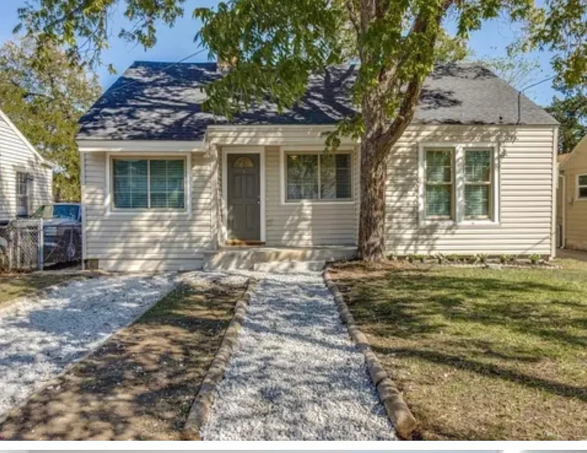 4 bed, 1.5 bath, 1264 sqft, $2,400 — Photo 1