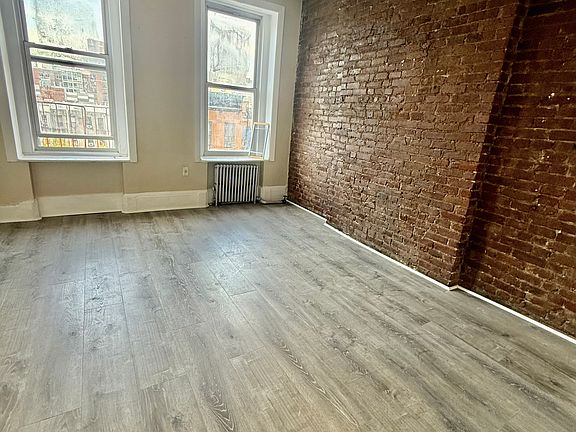2nd image of 305 E 105th St APT 5B