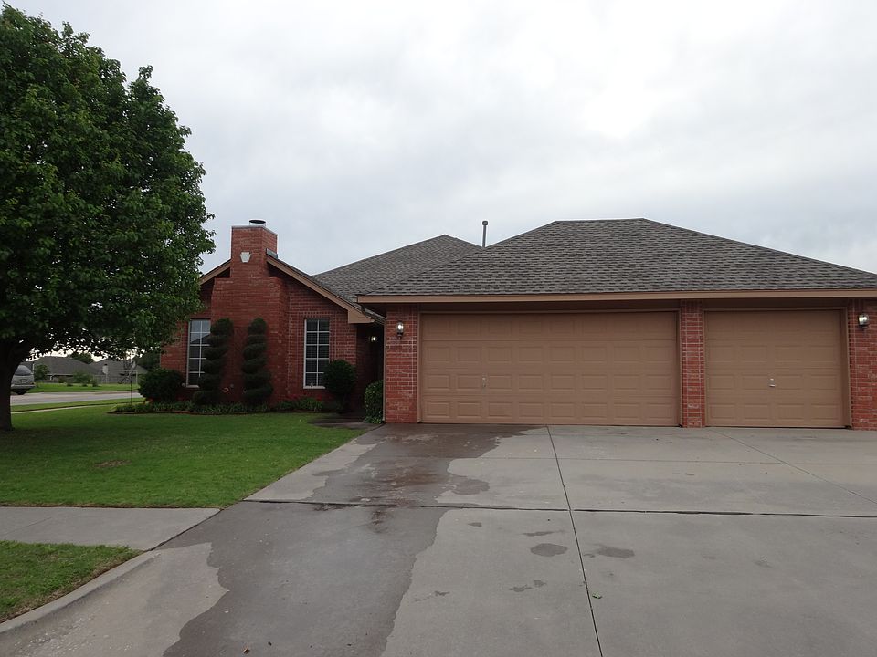 1st image of 801 Vickery Ave