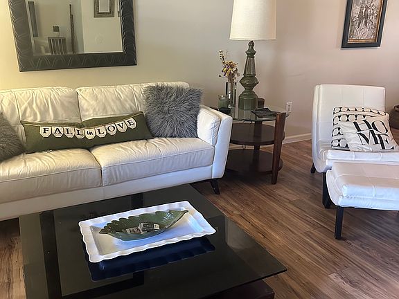 3rd image of 1901 Indian River Blvd APT D208