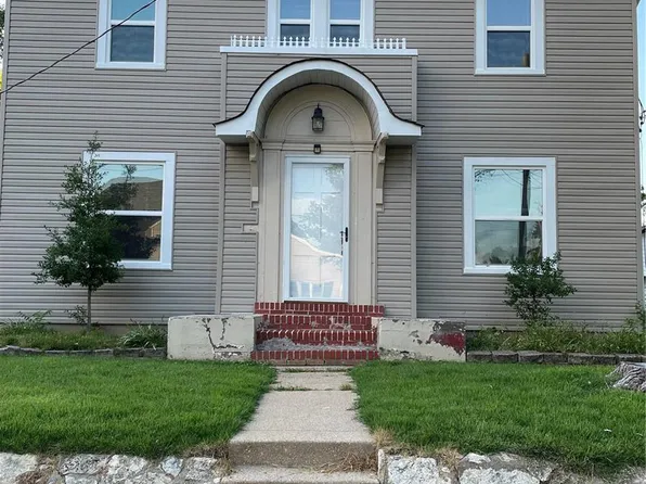 633 E State St, Union, MO 63084