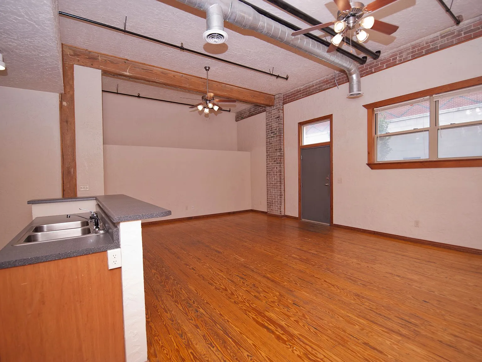 Market Street Lofts — Photo 4