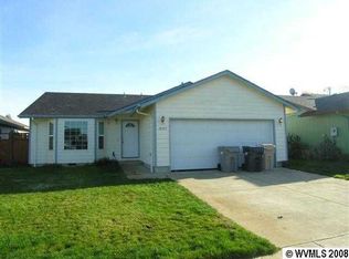 1029 S 10th St, Lebanon, OR 97355