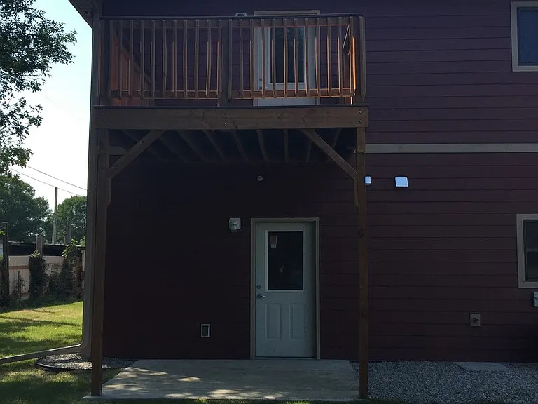 141 Calhoun Ln — Photo 11