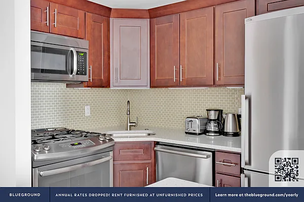 Rented by The Blueground | media 8