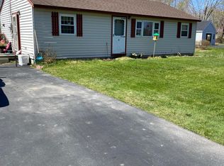 58 Erin St, Thomaston, ME 04861
