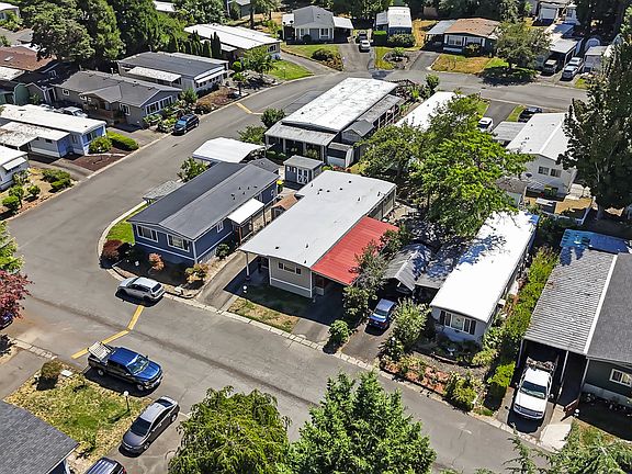 4th image of 6900 SW 195th Ave Unit 225