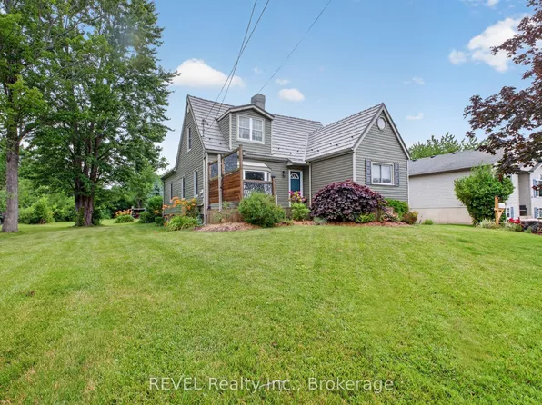 316 Leask Ave, Fort Erie, ON L2A 4L4