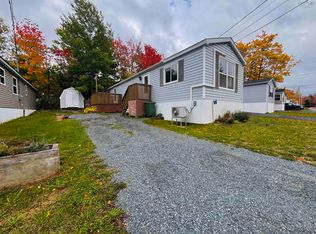 12 Joshua St, Enfield, NS B2T 1K4