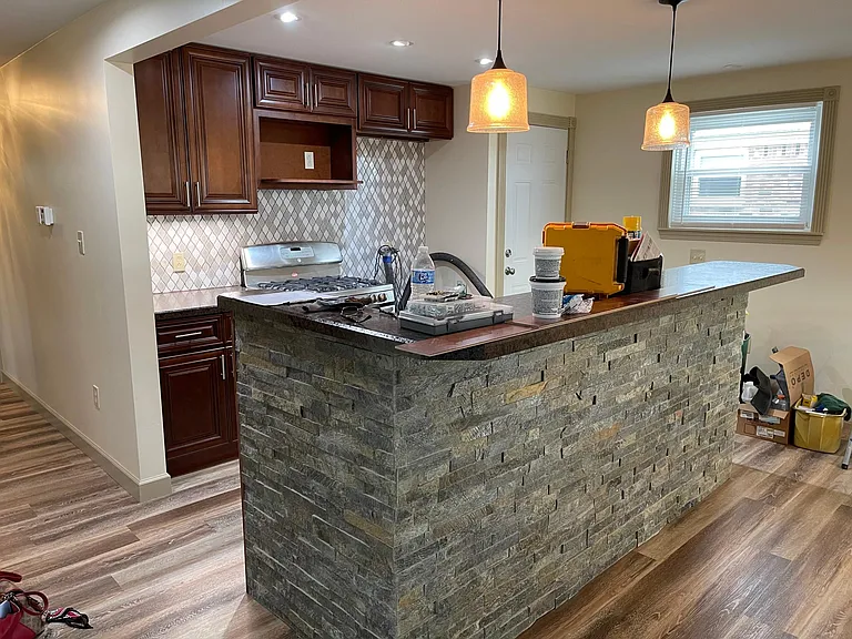 Highview Cir — Photo 8
