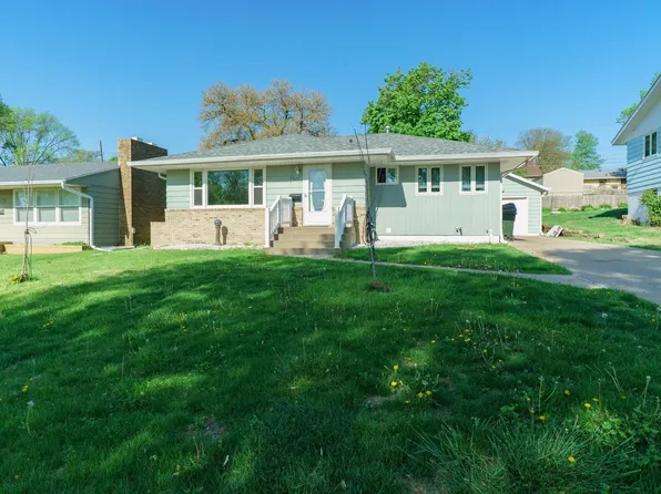 2621 S Saint Marys St, Sioux City, IA 51106