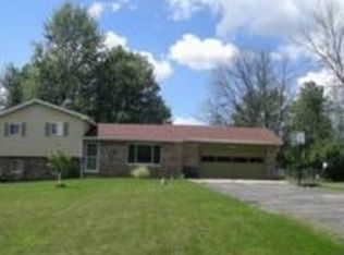 8394 Fenton Rd, Grand Blanc, MI 48439