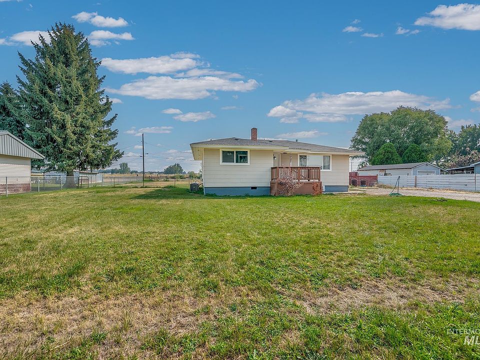 1st image of 1707 Baker Ln