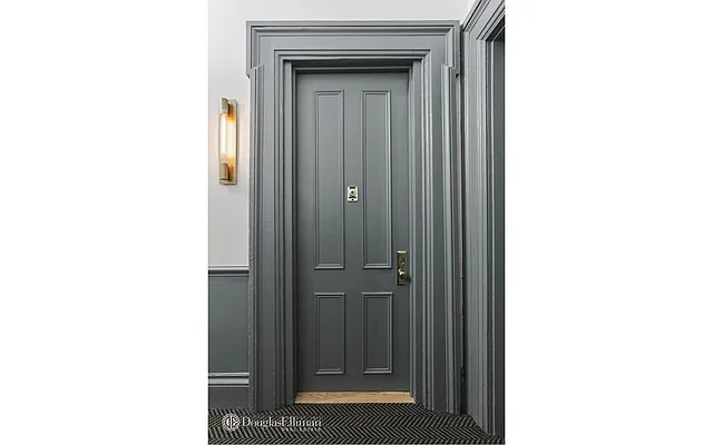 Rented by Douglas Elliman | media 20