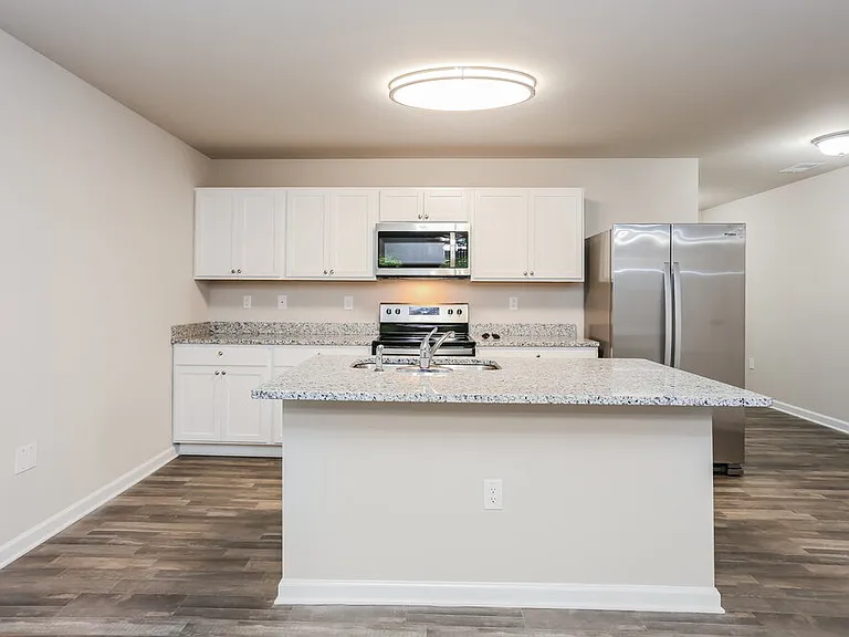 2569 Wood Bend Ln — Photo 7
