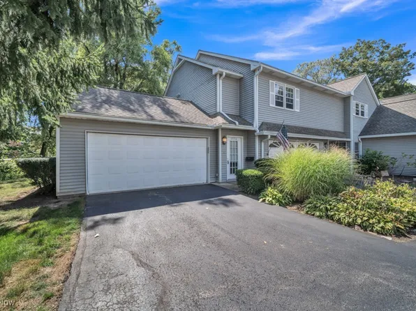 6996 Mill Rd, Brecksville, OH 44141