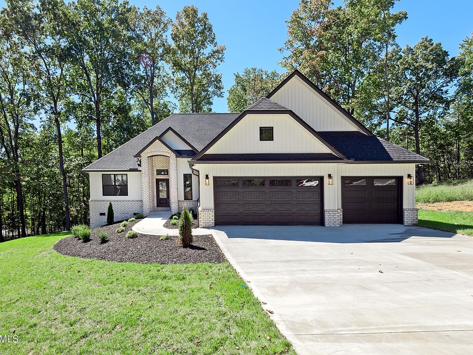 1st image of 214 Nicoma Cir