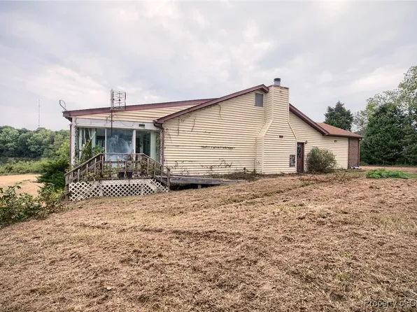 2488 Winfred Rd, Hayes, VA 23072